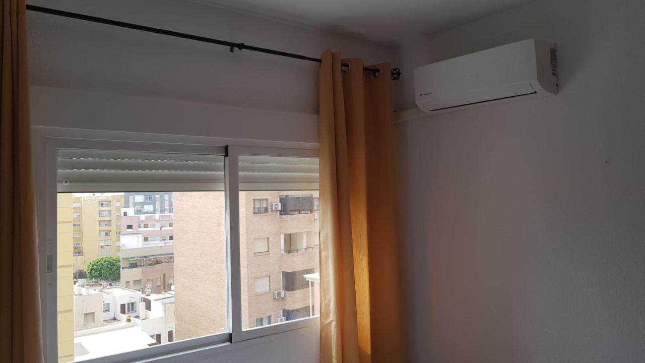 Apartamento En Paseo Maritimo Almeria Bagian luar foto